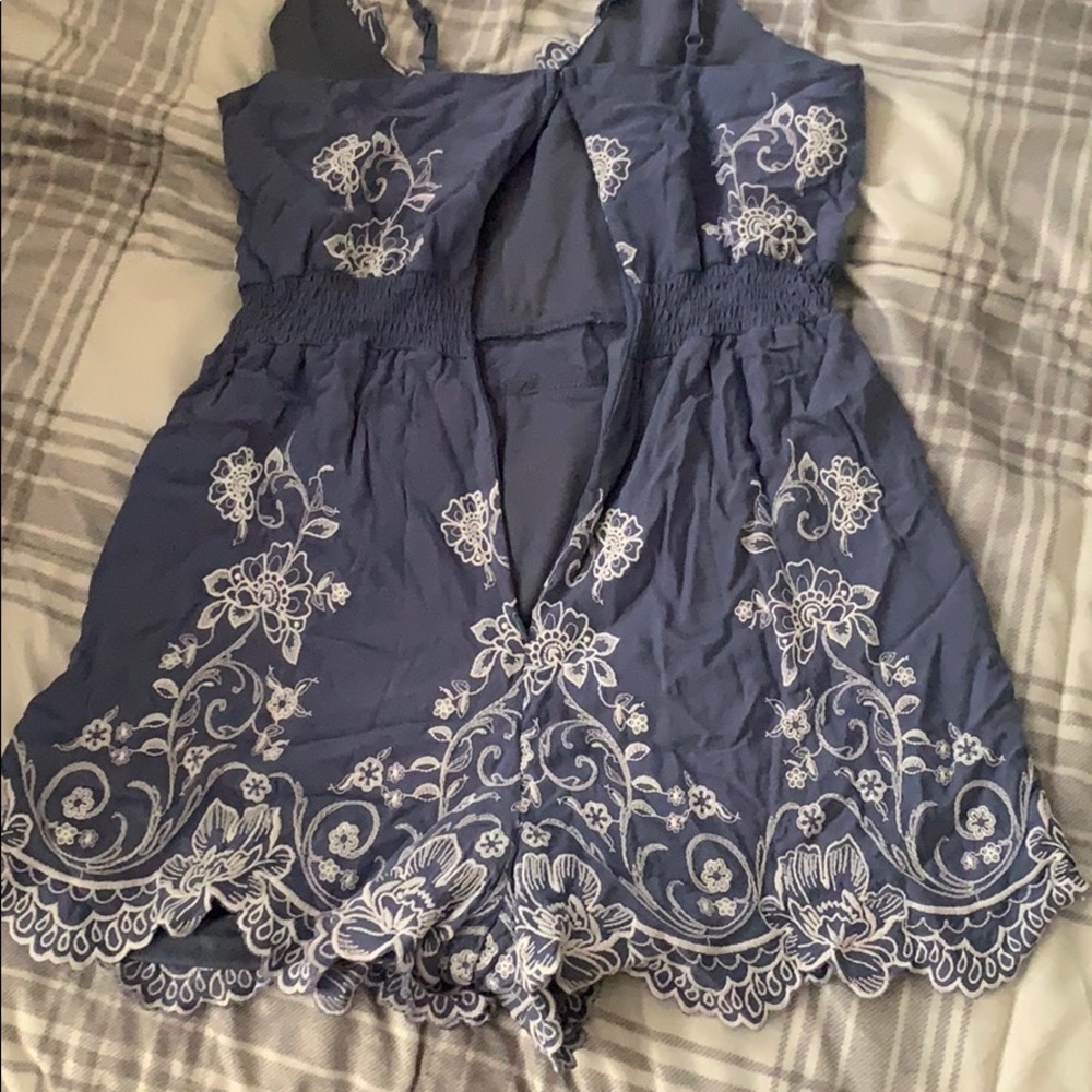 Romper - Picture 4 of 4